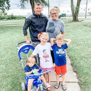 Meet your Posher, Laura